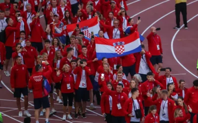 POVJESNI SPORTSKI USPJEH UČENIKA I MENTORA OŠ STROŽANAC