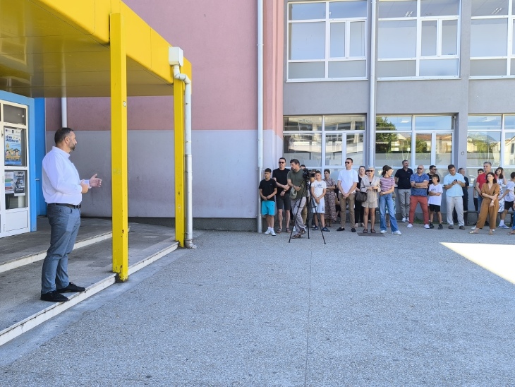 NAJUSPJEŠNIJIM UČENICIMA PODIJELJENI BICIKLI